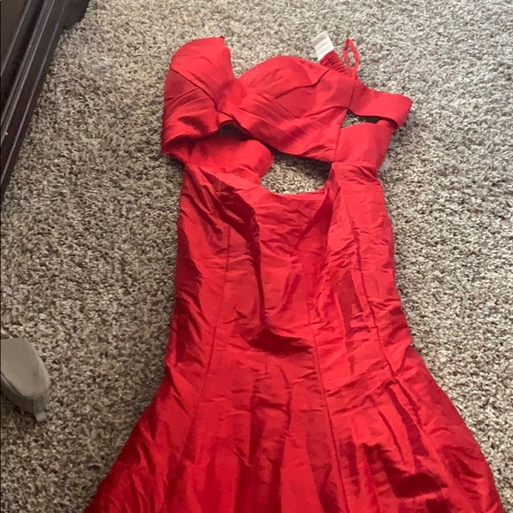 Red mermaid prom dress - Picture 4 of 5